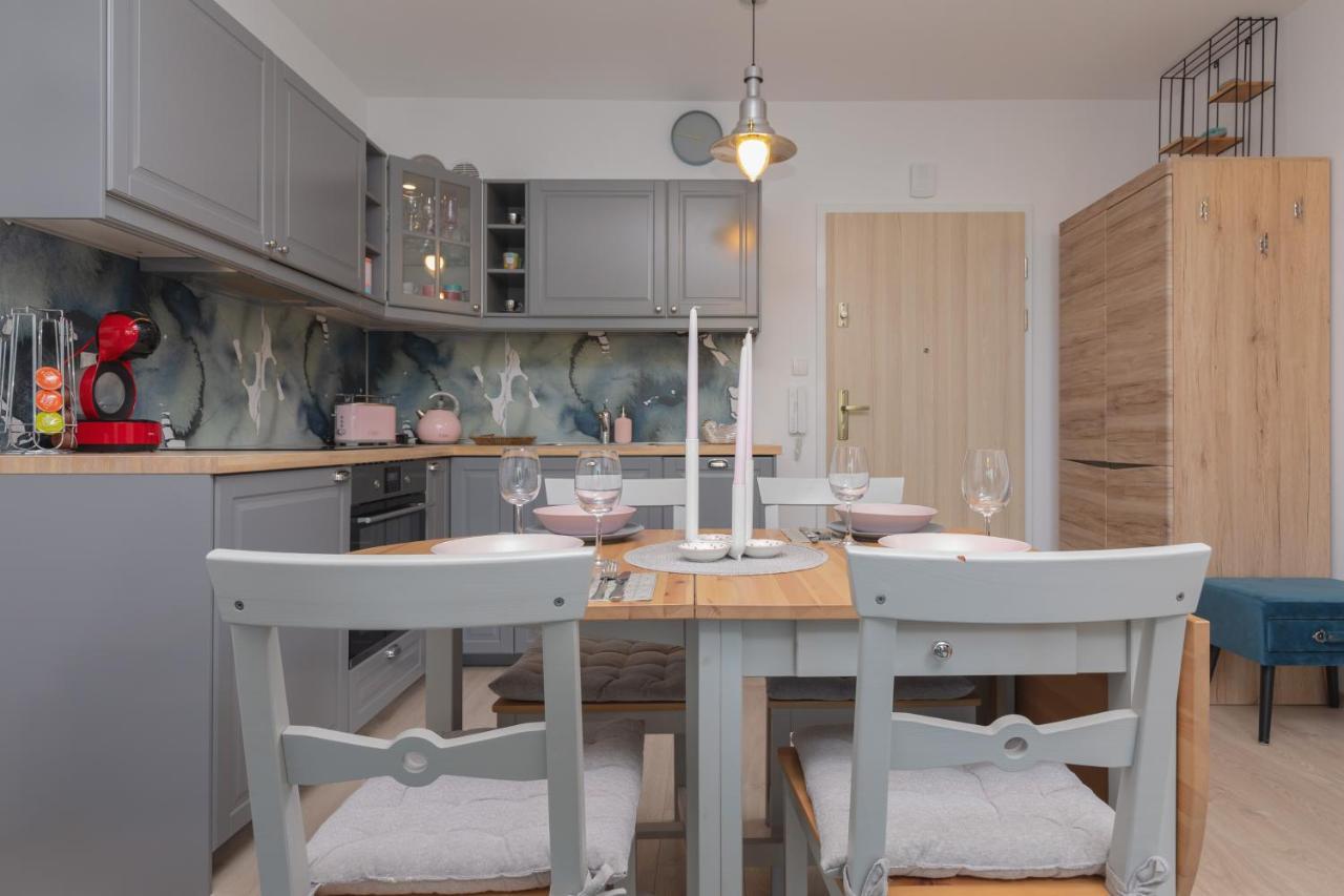 Osiedle Feniks Kolobrzeg By Noclegi Renters Extérieur photo